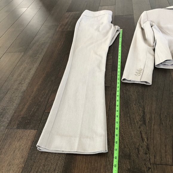 The Limited 2-piece suit - Picture 8 of 9